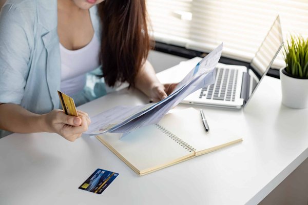 Consolidation de dettes : comment une simple hypothèque peut vous aider au Québec